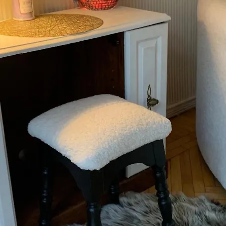 з балконом в центрі на утьосова Apartmán Oděsa