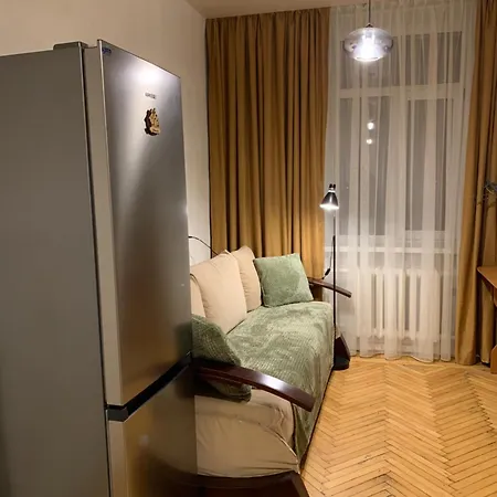 Apartmán з балконом в центрі на утьосова Oděsa