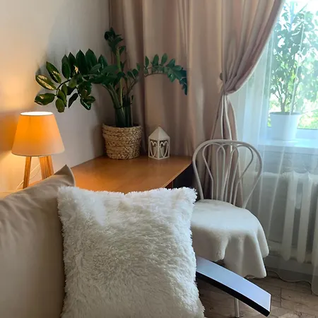 з балконом в центрі на утьосова Apartmán