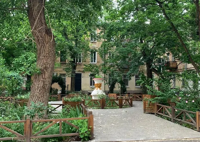 Apartamento з балконом в центрі на утьосова *